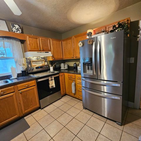 286 S 3rd Street, Williamsburg, KY 40769