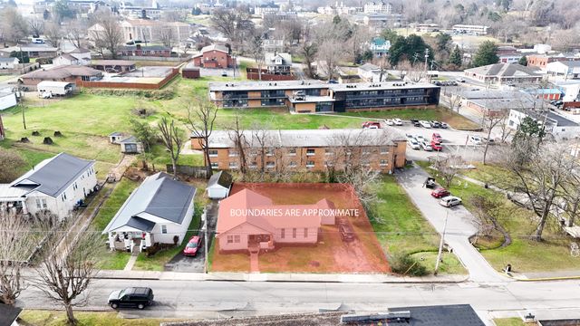 286 S 3rd Street, Williamsburg, KY 40769