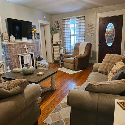 286 S 3rd Street, Williamsburg, KY 40769