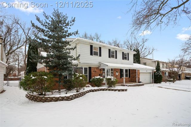 15238 Farmbrook Drive, Plymouth, MI 48170