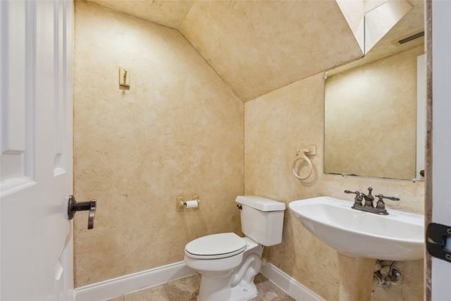 2304 Stoney Brook Lane, Flower Mound, TX 75028