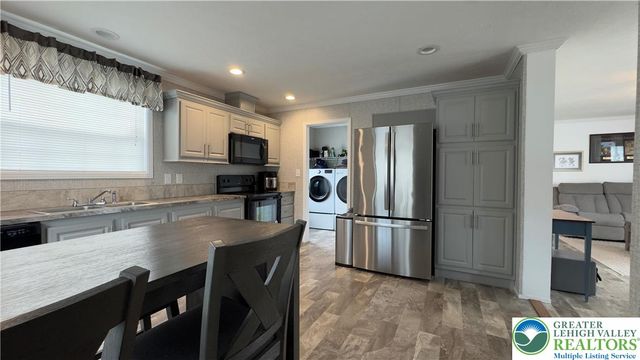 8865 Breinig Run Circle, Upper Macungie Twp, PA 18031