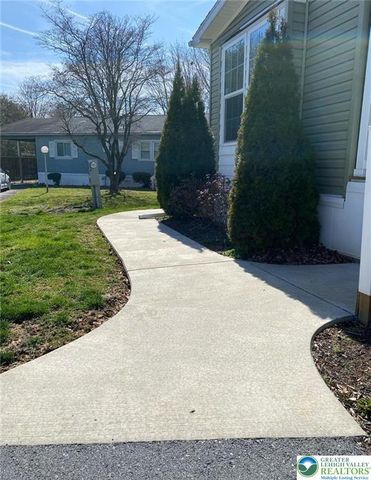 8865 Breinig Run Circle, Upper Macungie Twp, PA 18031