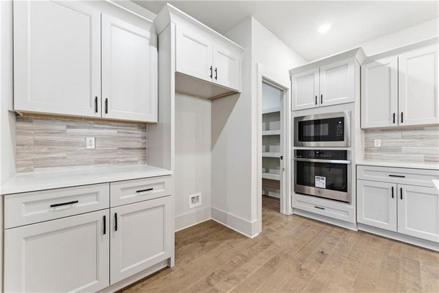 158 Races Road, Hoschton, GA 30548