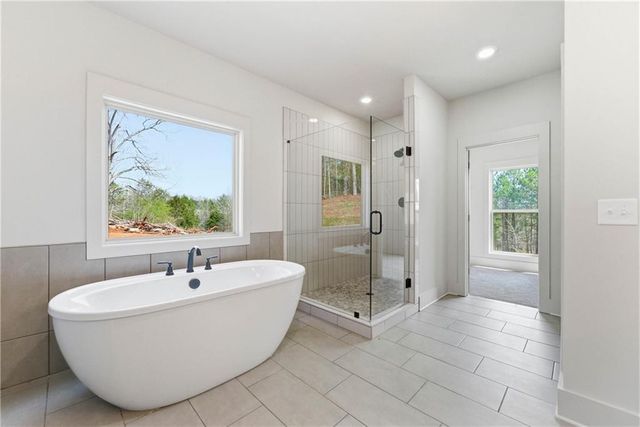 158 Races Road, Hoschton, GA 30548