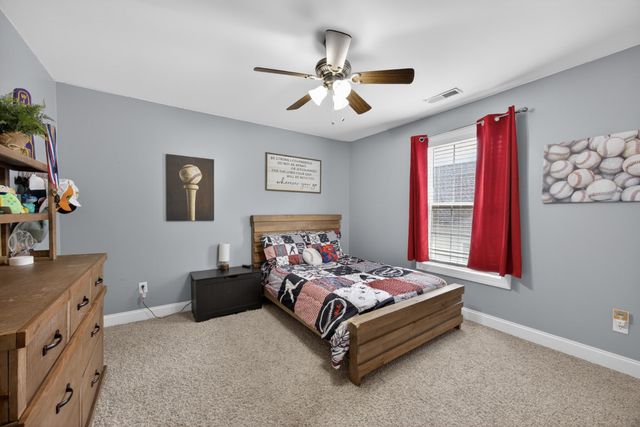 4950 Curtis Dr, Cookeville, TN 38506