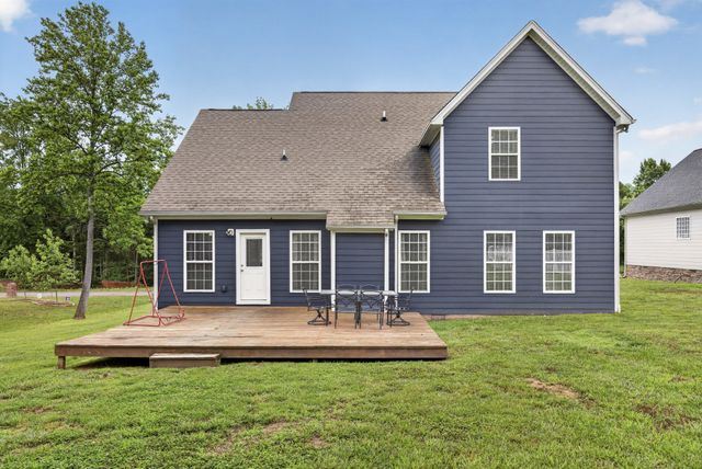 4950 Curtis Dr, Cookeville, TN 38506