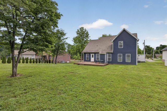 4950 Curtis Dr, Cookeville, TN 38506