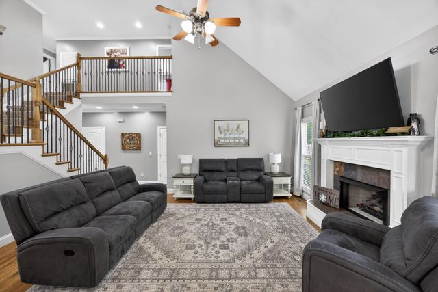 4950 Curtis Dr, Cookeville, TN 38506
