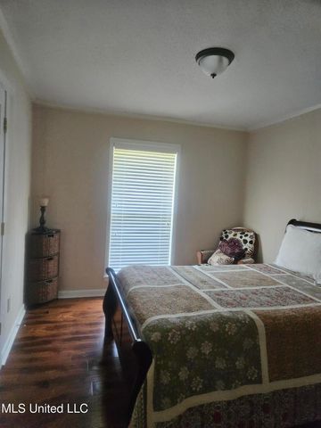 5004 Rollingwood Estate Drive, Vicksburg, MS 39180