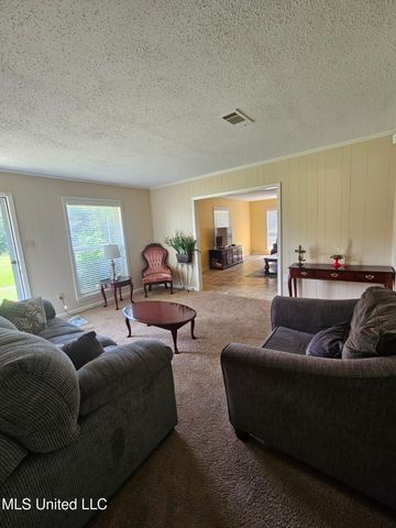 5004 Rollingwood Estate Drive, Vicksburg, MS 39180