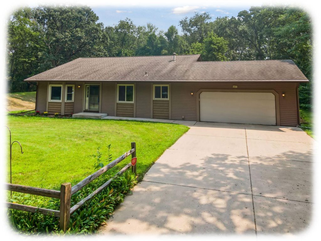 3821 194th Lane NW, Oak Grove, MN 55303