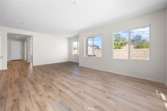 1863 Orchard Park Court, San Jacinto, CA 92583