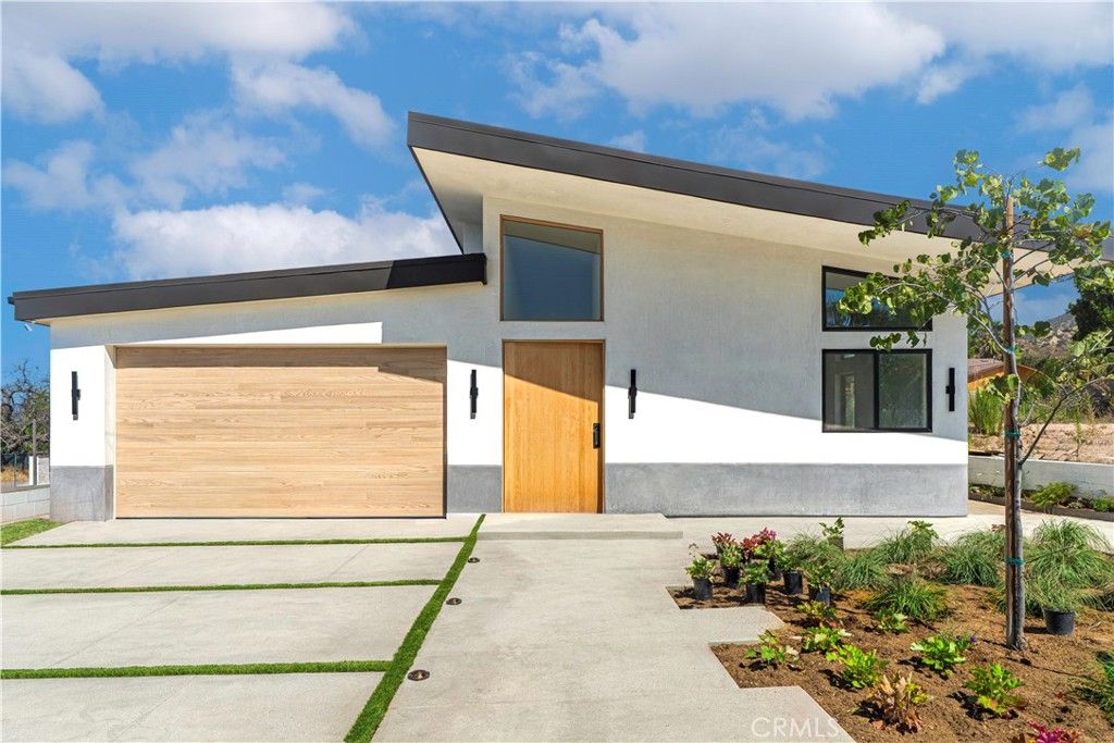 3279 Laurice Avenue, Altadena, CA 91001