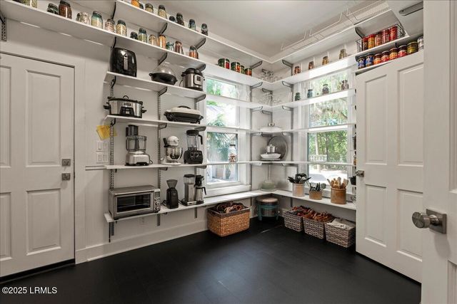 121 Alston Road, Beaufort, SC 29907