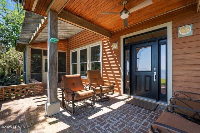 121 Alston Road, Beaufort, SC 29907