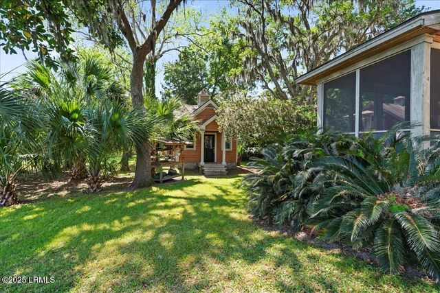 121 Alston Road, Beaufort, SC 29907