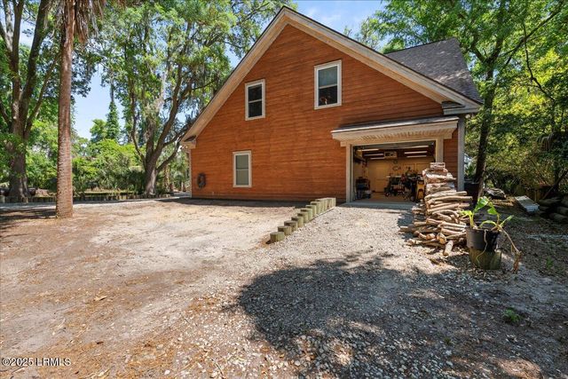 121 Alston Road, Beaufort, SC 29907