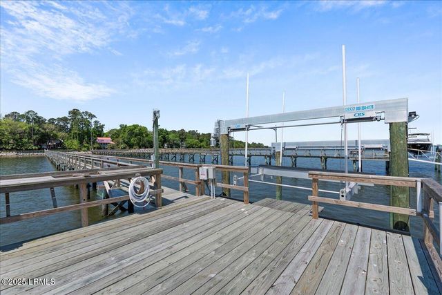 121 Alston Road, Beaufort, SC 29907