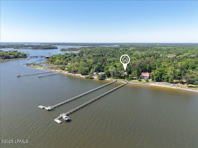 121 Alston Road, Beaufort, SC 29907