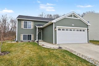 529 Swan River Drive, Benton Harbor, MI 49022