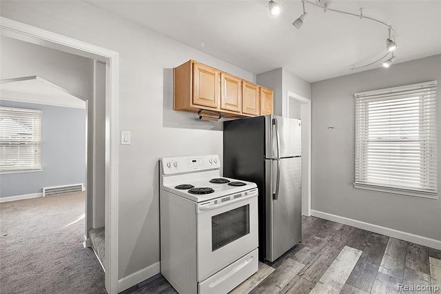 3814 Thomas Avenue, Berkley, MI 48072