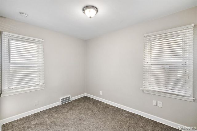 3814 Thomas Avenue, Berkley, MI 48072