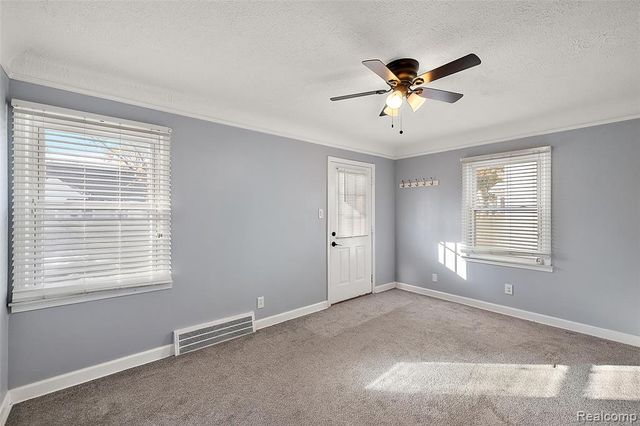 3814 Thomas Avenue, Berkley, MI 48072