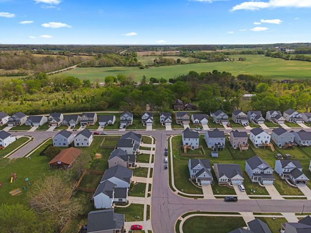 6 Cascade Drive, Fairborn, OH 45324