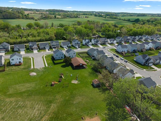 6 Cascade Drive, Fairborn, OH 45324