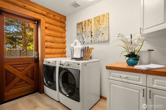 44422 SE 142nd Place, North Bend, WA 98045
