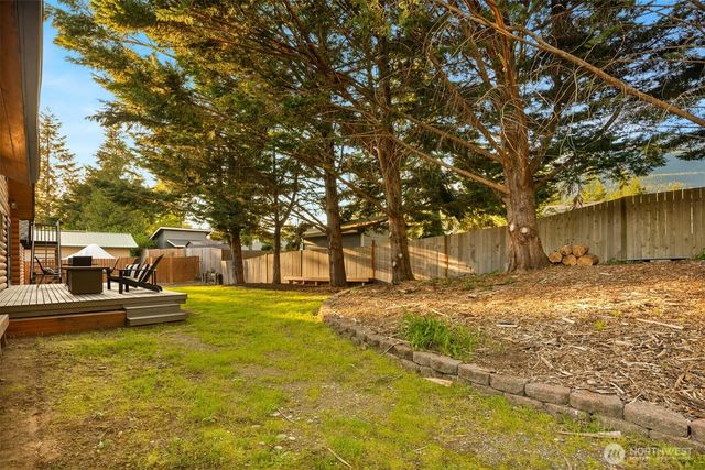 44422 SE 142nd Place, North Bend, WA 98045