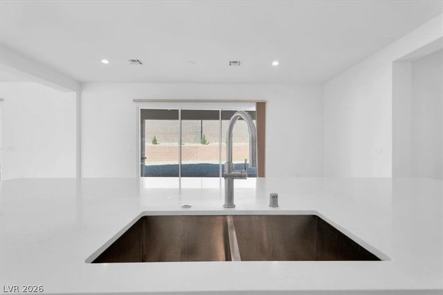 8863 Italian Trotter Court, Las Vegas, NV 89113