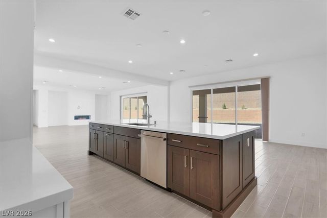 8863 Italian Trotter Court, Las Vegas, NV 89113