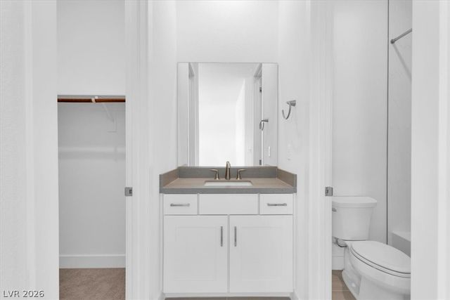 8863 Italian Trotter Court, Las Vegas, NV 89113