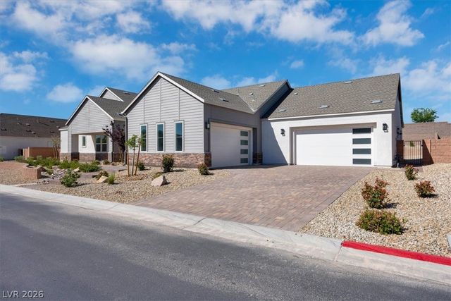 8863 Italian Trotter Court, Las Vegas, NV 89113