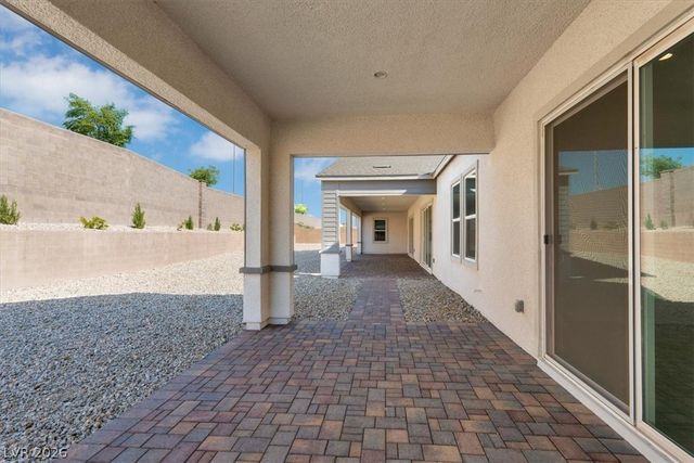 8863 Italian Trotter Court, Las Vegas, NV 89113