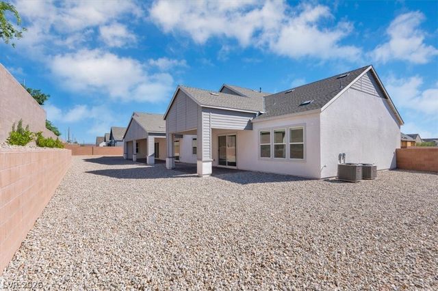 8863 Italian Trotter Court, Las Vegas, NV 89113