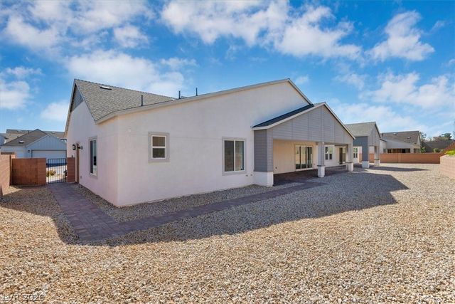 8863 Italian Trotter Court, Las Vegas, NV 89113