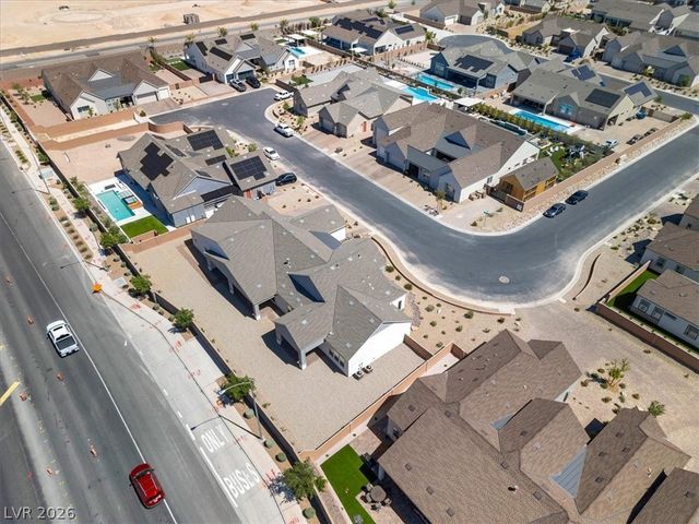 8863 Italian Trotter Court, Las Vegas, NV 89113