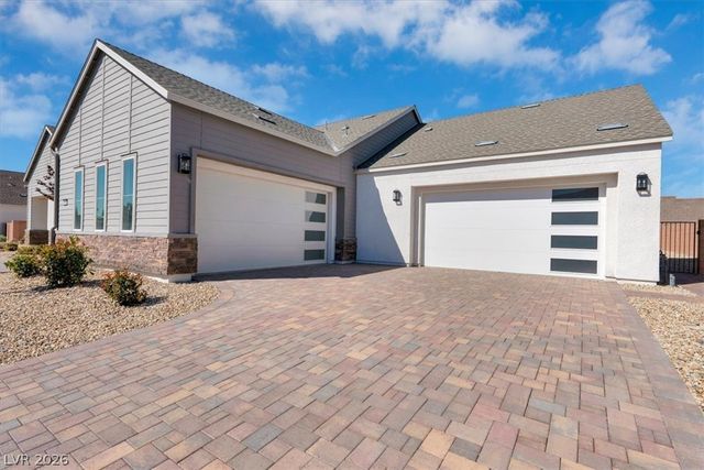 8863 Italian Trotter Court, Las Vegas, NV 89113