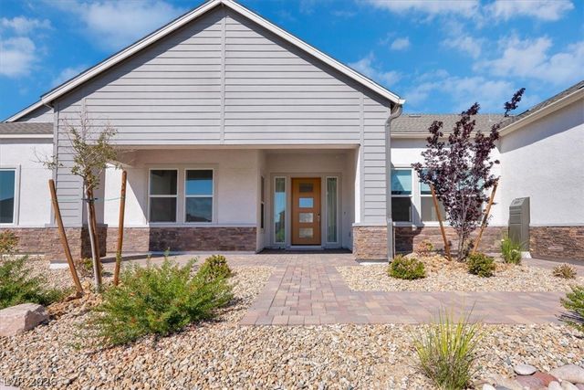 8863 Italian Trotter Court, Las Vegas, NV 89113