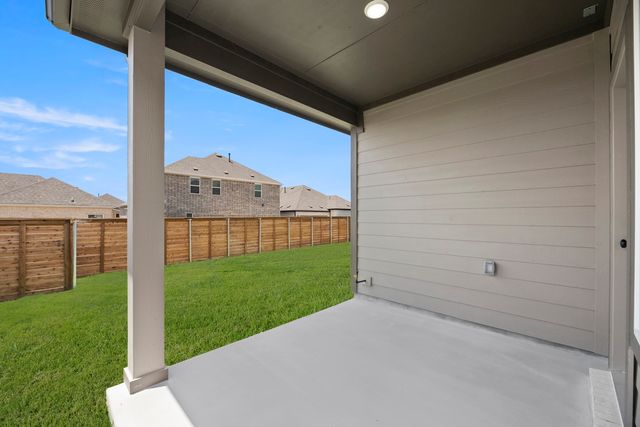2024 Blossom Trail, Mesquite, TX 75181