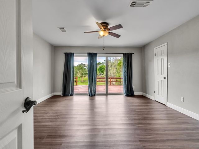 2703 Shady Lane, Webster, TX 77598