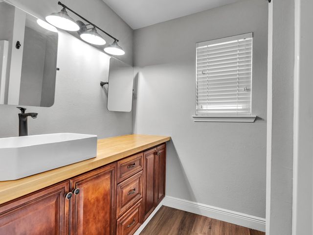 2703 Shady Lane, Webster, TX 77598