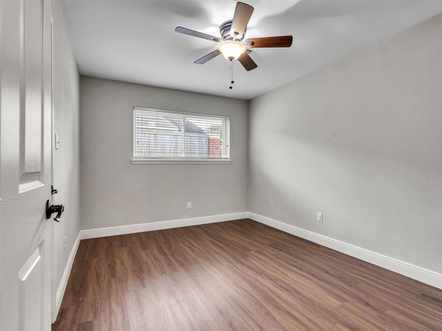 2703 Shady Lane, Webster, TX 77598