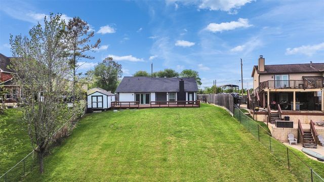 2703 Shady Lane, Webster, TX 77598