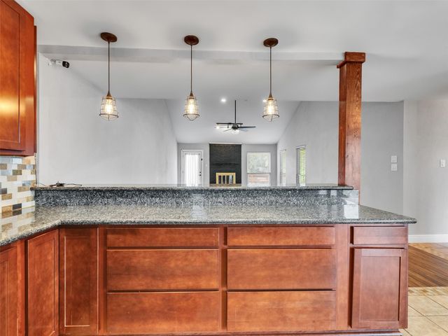 2703 Shady Lane, Webster, TX 77598