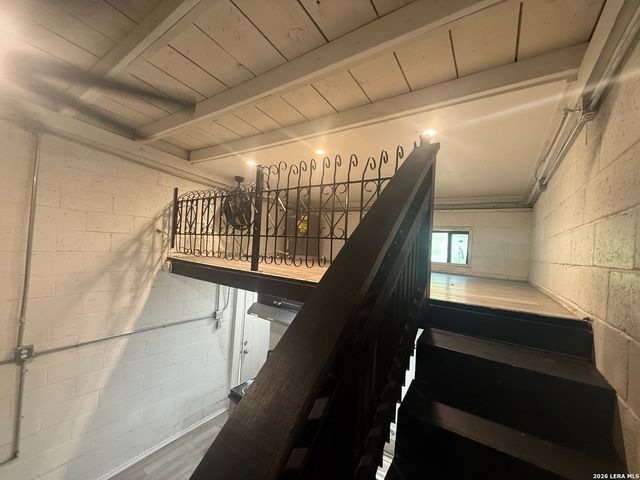 3916 presa B, San Antonio, TX 78210