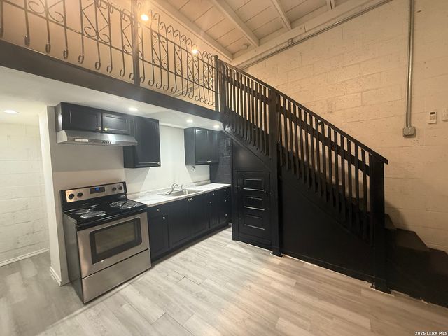 3916 presa B, San Antonio, TX 78210